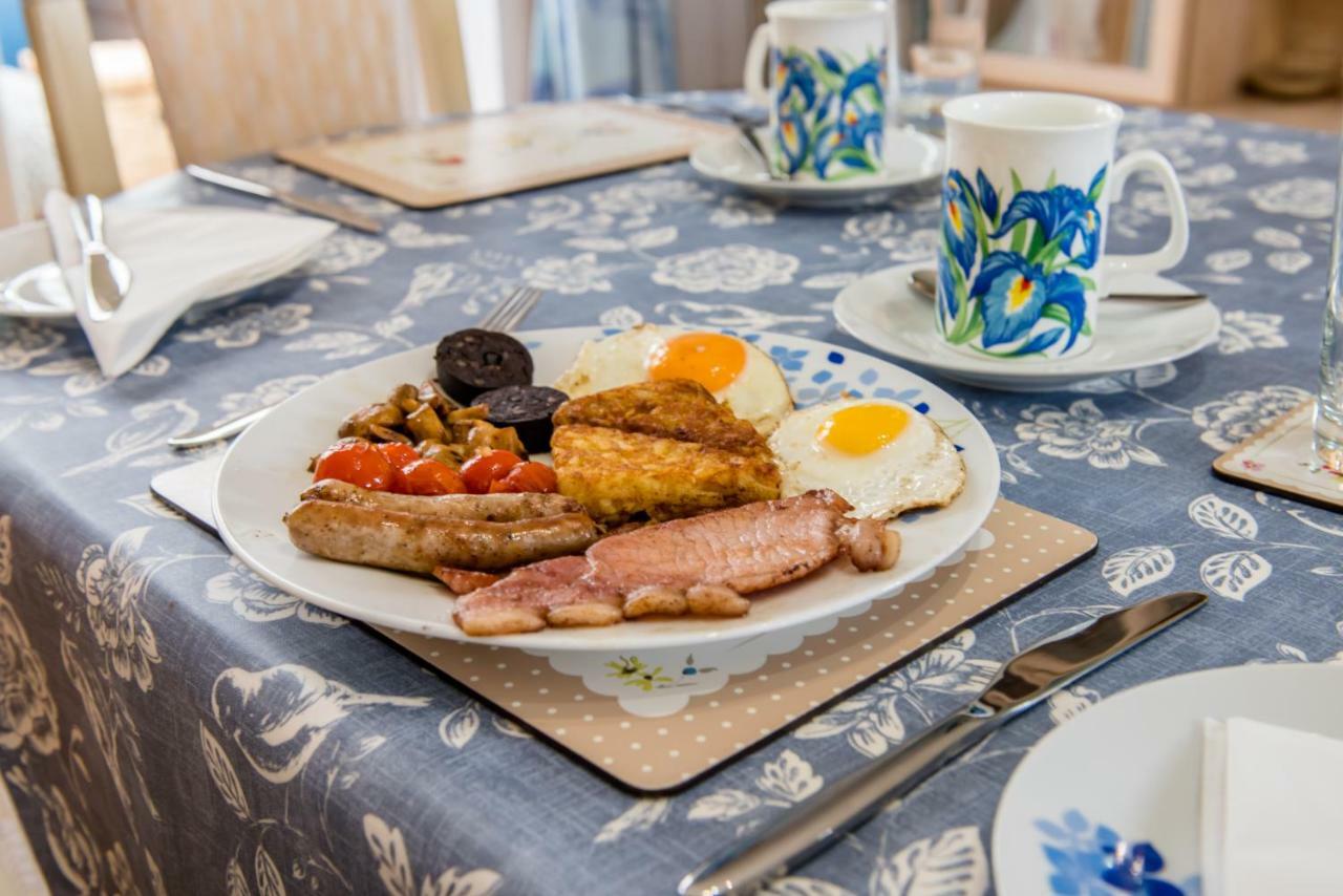Swn Y Coed Bed & Breakfast Llanwrtyd Wells ภายนอก รูปภาพ